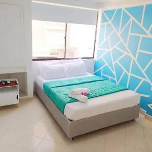 Apartamento Apto Duplex Cercano Al Centro Y Frente A La Costa, Cartagena